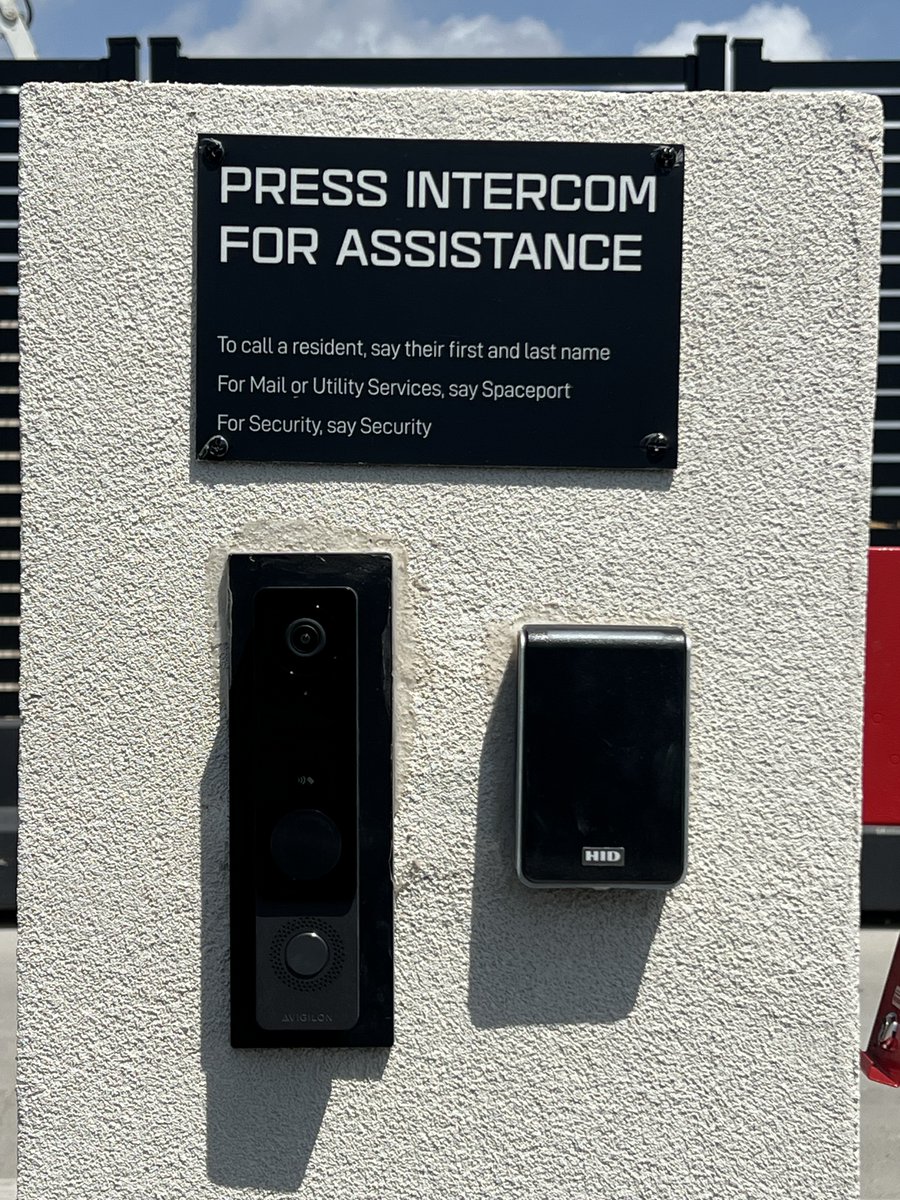 dmhj's tweet image. City says Starbase gates are now ‘operational’ valleycentral.com/news/local-new… via @CBS4RGV