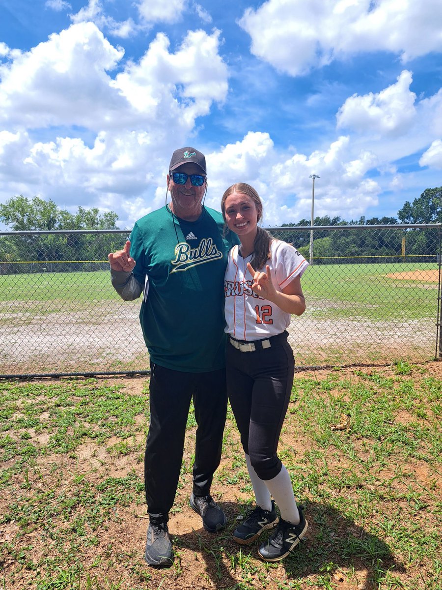 Kinley DeLoach (@kinleyd12) on Twitter photo I had such a great time at the <a href="/USFSoftball/">USF Softball</a> camp. A big thank you to the wonderful coaches and players who made this experience one of the best! Go Bulls! #usfbulls #softball I had such a great time at the <a href="/USFSoftball/">USF Softball</a> camp. A big thank you to the wonderful coaches and players who made this experience one of the best! Go Bulls! #usfbulls #softball