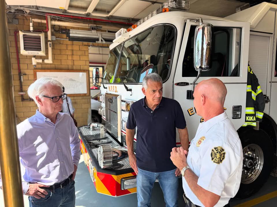 Jack4NJ's tweet image. New Jersey’s first responders are second to none. Never is that more apparent than when they answer the call in situations like this week’s flooding emergencies.
Today I was honored to meet with members of the North Plainfield Fire & Rescue squad to talk about the support they…