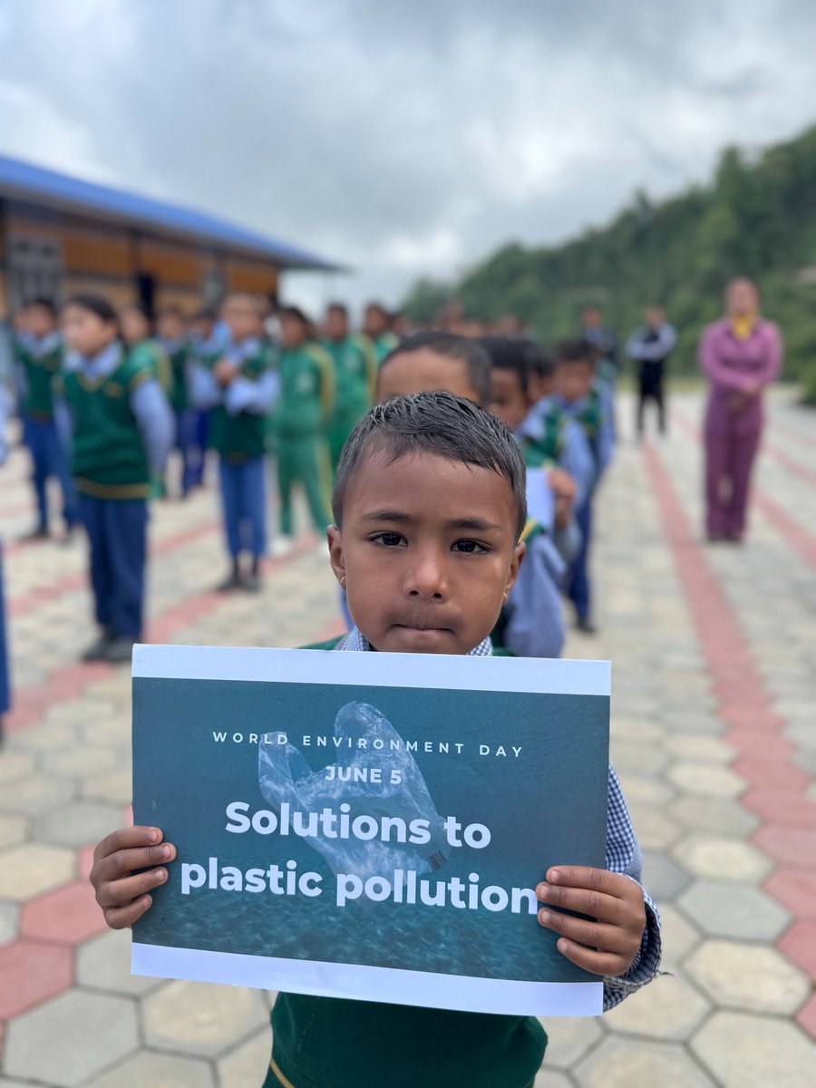 RedPandaNetwork's tweet image. “We Plant, We Care.” 🌱
☝That was the theme of our World Environment Day 2025 event at the Himalayan Habre Center (HHC), where students and teachers from Sangka Dechholing Gonpa School (SDGS) participated in tree-planting and other activities that promoted environmental…