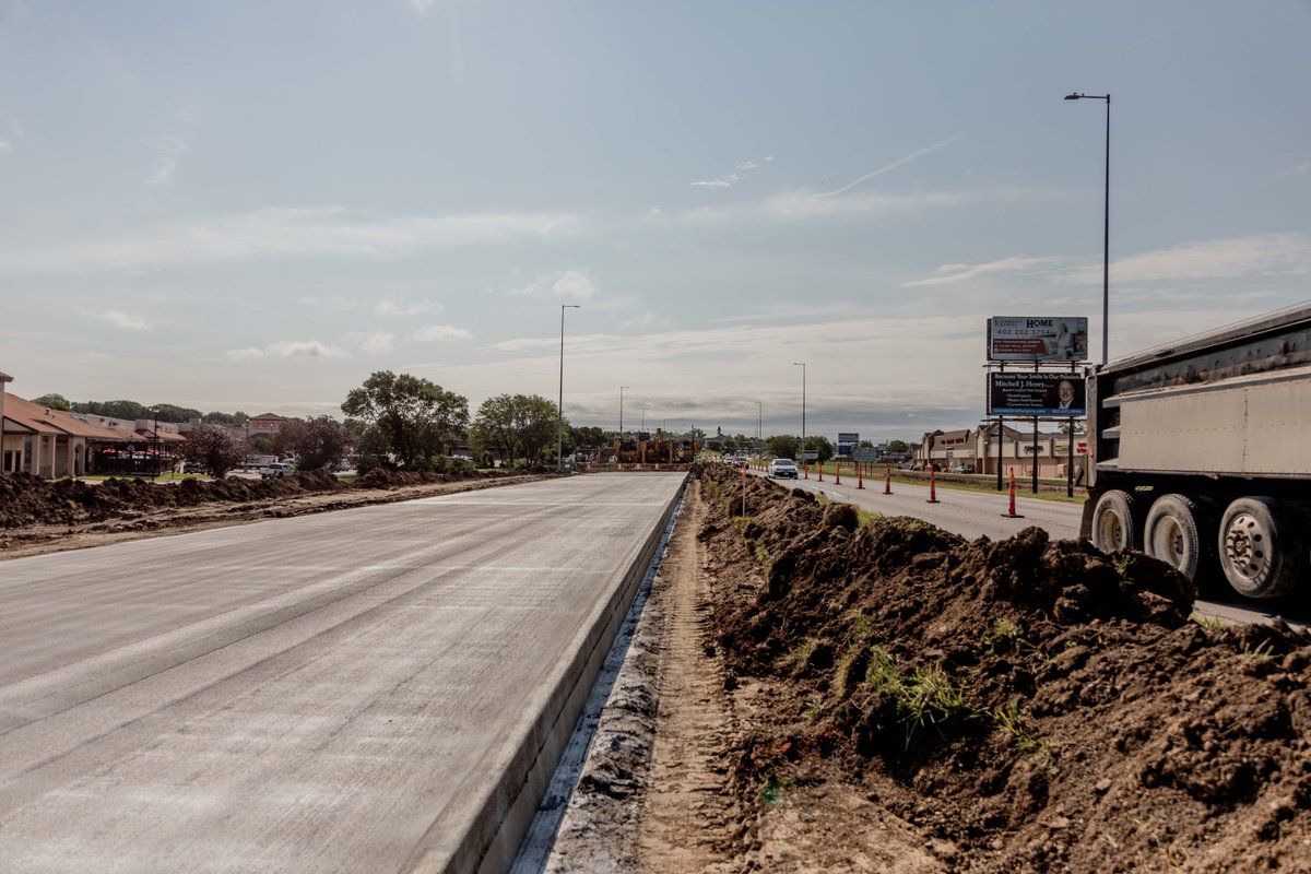 Constructors, Inc. (@constructorslnk) on Twitter photo Ending the week on a high note! Today and tomorrow we're teaming up with <a href="/LTULNK/">Lincoln Transportation and Utilities (LTU)</a> on the Nebraska Parkway improvements project!
1,040 cubic yards of concrete today - supplied by Ready Mixed Concrete! Ending the week on a high note! Today and tomorrow we're teaming up with <a href="/LTULNK/">Lincoln Transportation and Utilities (LTU)</a> on the Nebraska Parkway improvements project!
1,040 cubic yards of concrete today - supplied by Ready Mixed Concrete!