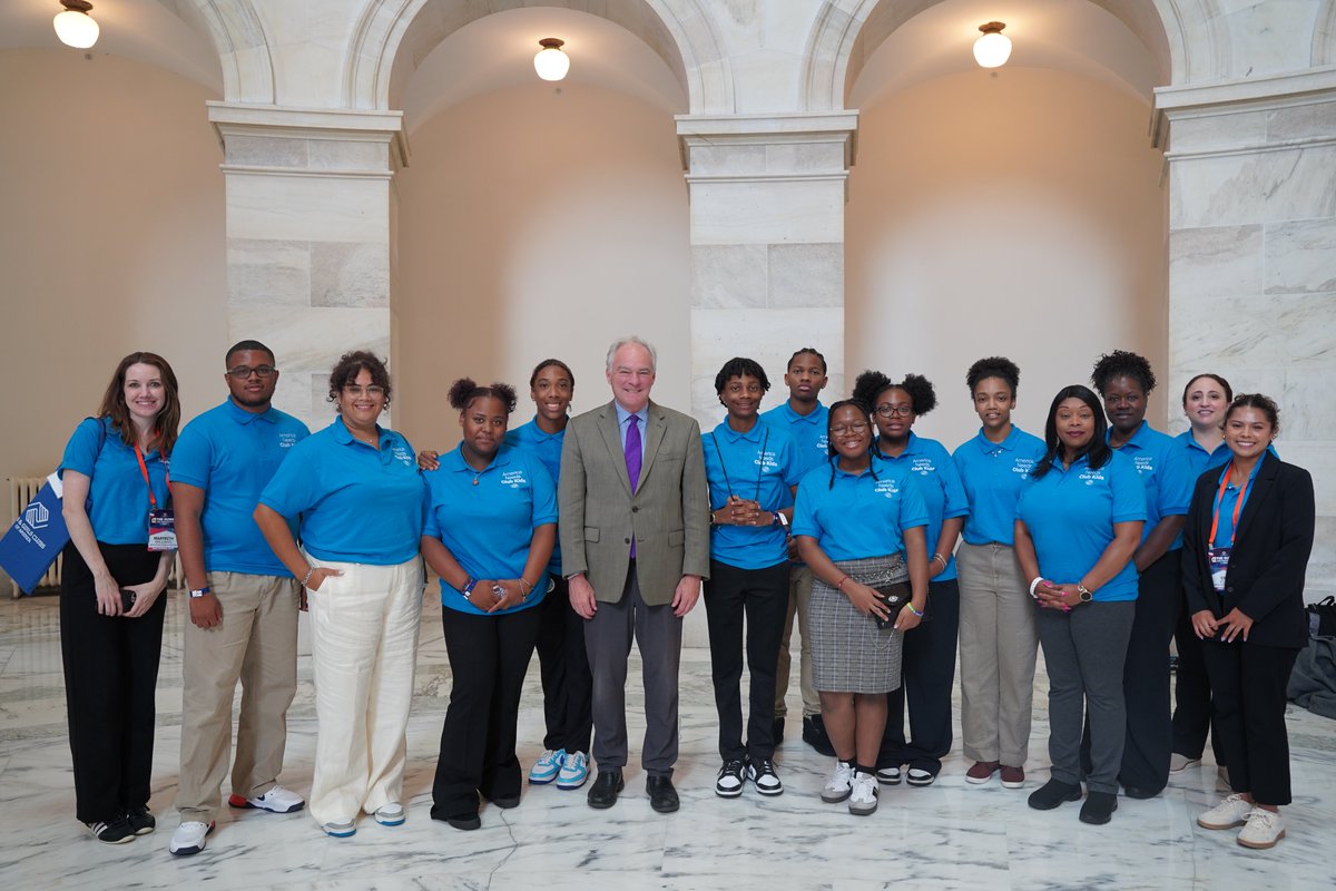 SenTimKaine's tweet image. This week, I met with the Boys & Girls Clubs of America to discuss how the Trump Administration withholding $108 million in education funding from VA threatens their ability to continue providing academic and career programs to young people. I'll keep pushing to restore funding.