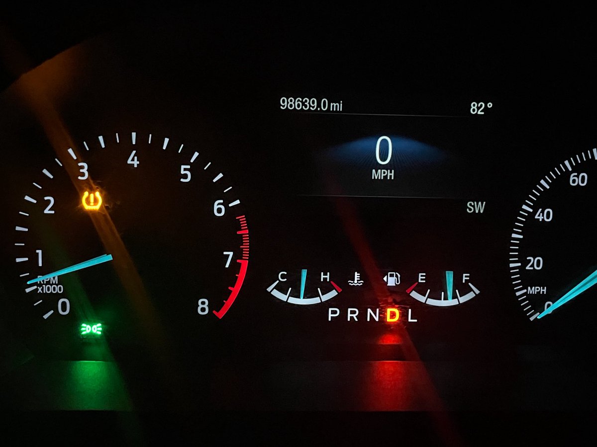 SCHP_Troop2's tweet image. Everyone knows about the little yellow annoying light (tire pressure light) means bad news. So stop by your local tire service center and have your tires checked. If you break down or have a flat on our road ways call us at *HP (*47) for assistance
#HighwaysOrDieways