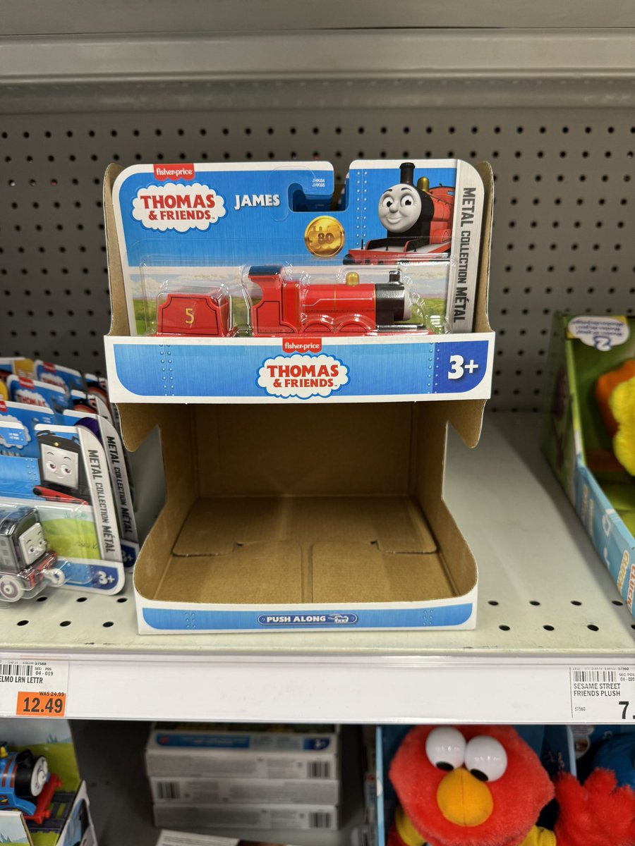 turbo_711's tweet image. I found the new diecast stuff at Meijer (no Henry tho😭), along with the new Motorized stuff!!!