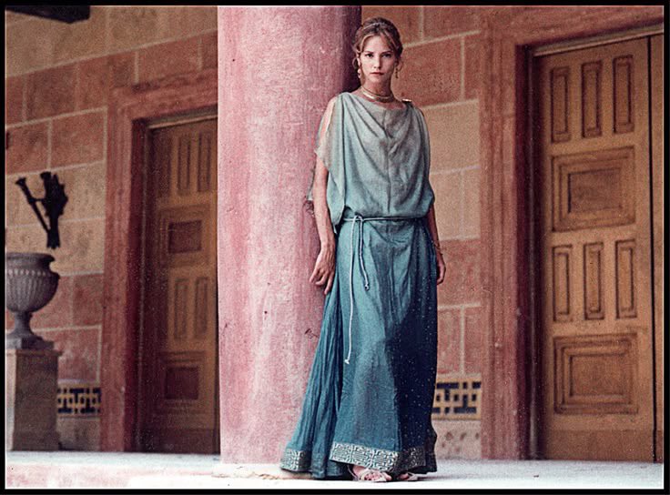 sali_alenn's tweet image. watched Helen of Troy (2003) for the plot