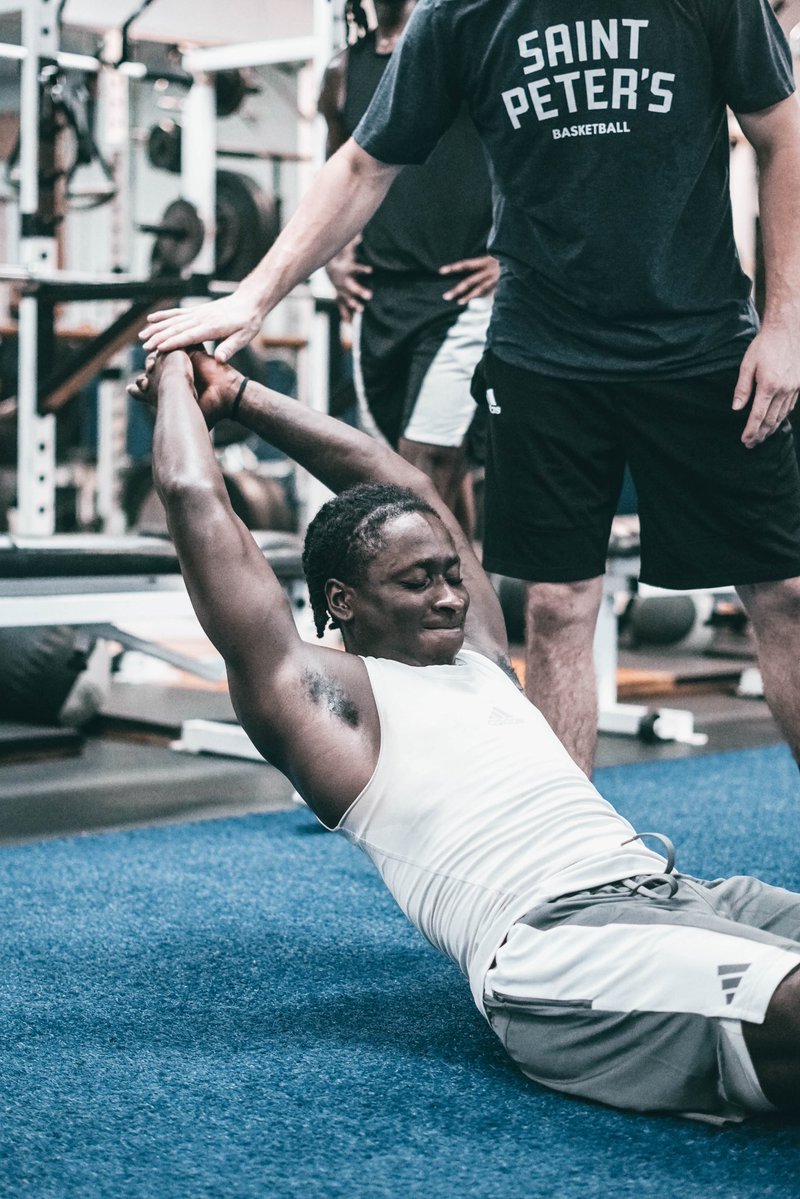 PeacocksMBB's tweet image. Clocked in. No days off. โฑ๏ธ๐ช๐พ
#StrutUp ๐ฆ | #Toughness