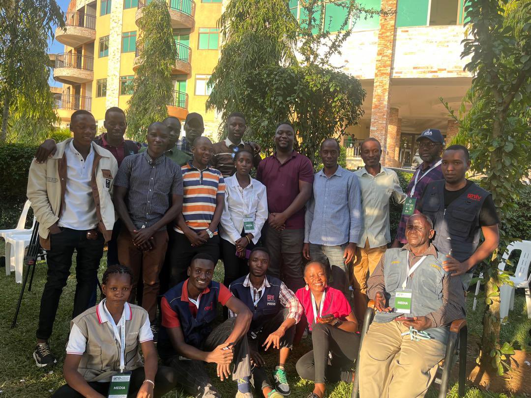 suethereporter's tweet image. This team has again slept outside
Hats off for you collegues
#media
#nrmprimaries2025
#NRMDecides