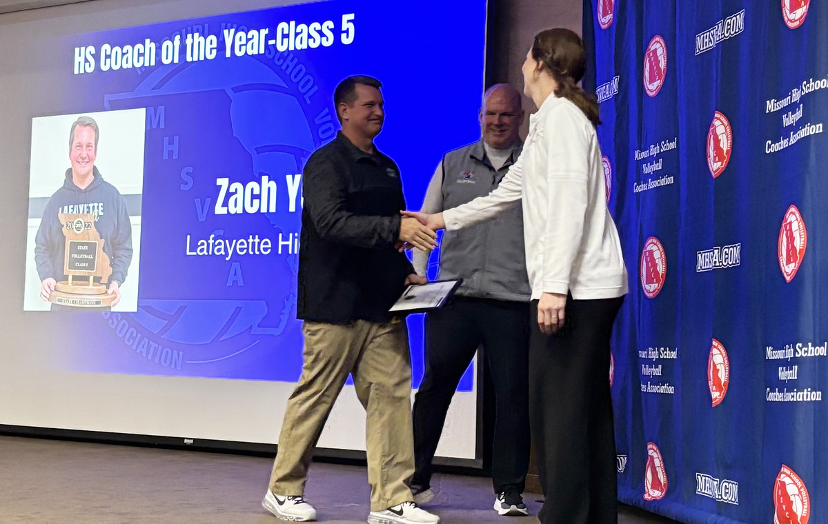 AVCAVolleyball's tweet image. Nearly 200 coaches were at the 2025 MHSVCA Clinic in Columbia earlier this week. The clinic included a number of presenters: Mizzou’s Dawn Sullivan and Wendel Alves Carmago, Louisiana Tech’s Scott Mattera, Adena Brewer of Ozark HS, and Eric Scherfenberg of Belton HS.
#WeAreAVCA