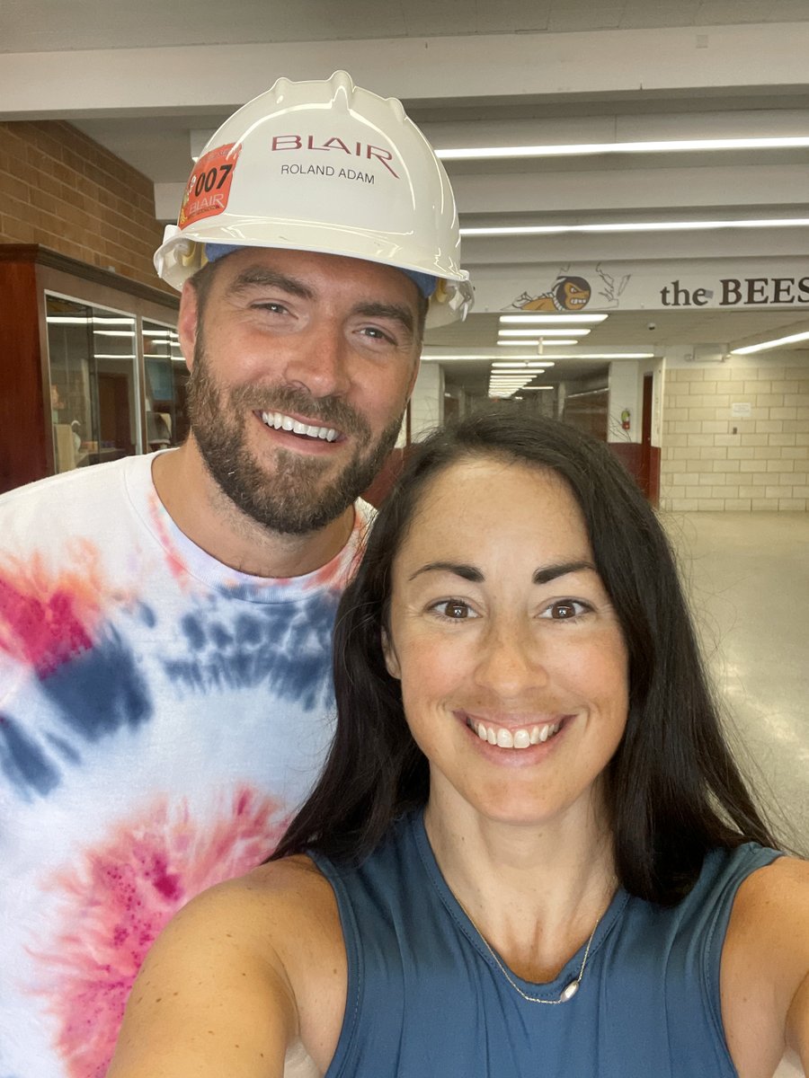 MrsOArtStudio's tweet image. Shadow Week Stop #2!
I had the best day visiting the amazing Mr. Adam at Brookville High School in Campbell County! The school is undergoing a major renovation and is transforming into a beautiful, modern space for students.
#KeepLearning #KeepGrowing