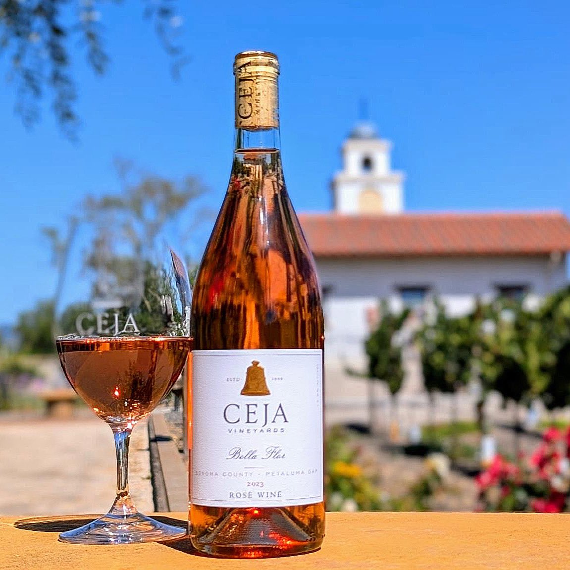 The definition of summer: Bella Flor Rosé 🍷🌹

Our rosé is elegant and cheerful with vibrant aromas of rose petals and subtle hints of strawberry. Escape the heat and meet us at the pool with a glass of chilled Ceja rosé. 

Visit us + shop → cejavineyards.com/visit