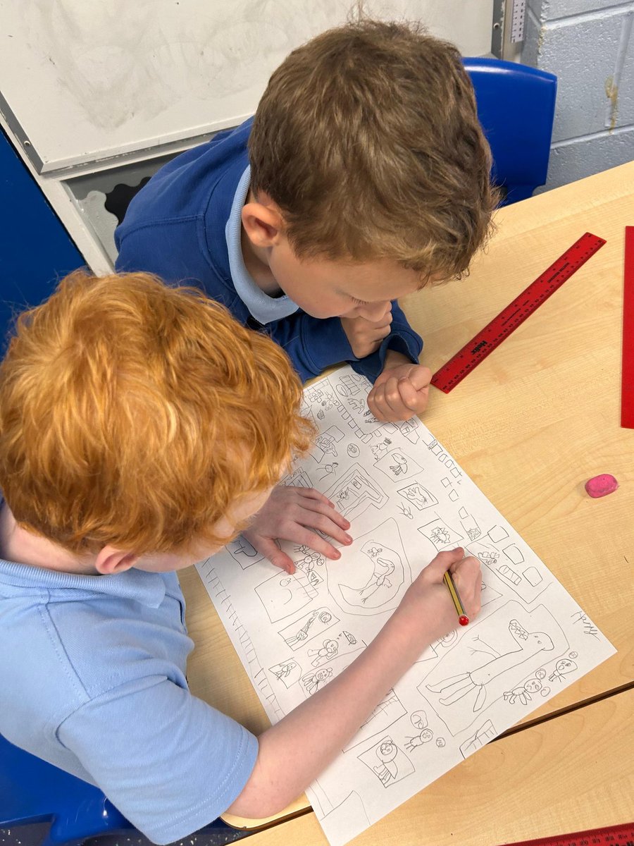 standrewscep's tweet image. Today in English, the children in Class 2 have been creating their own leaflets advertising Blackpool zoo.
🌟