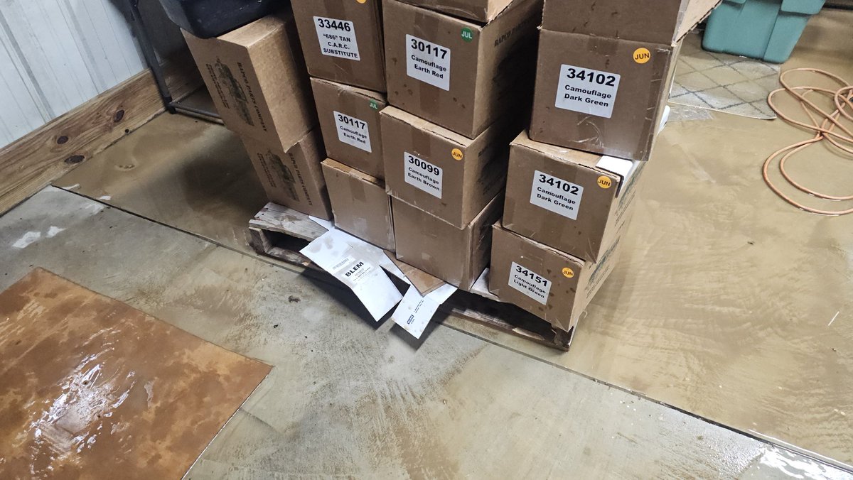 RattlerInnovLLC's tweet image. Thousands of dollars of our new location paint inventory was almost soaked and ruined today. This rain is the worst it's been in years.
Thankfully, it's been taken care of just in time. Each can will be inspected before being sold to make sure it's not been affected.