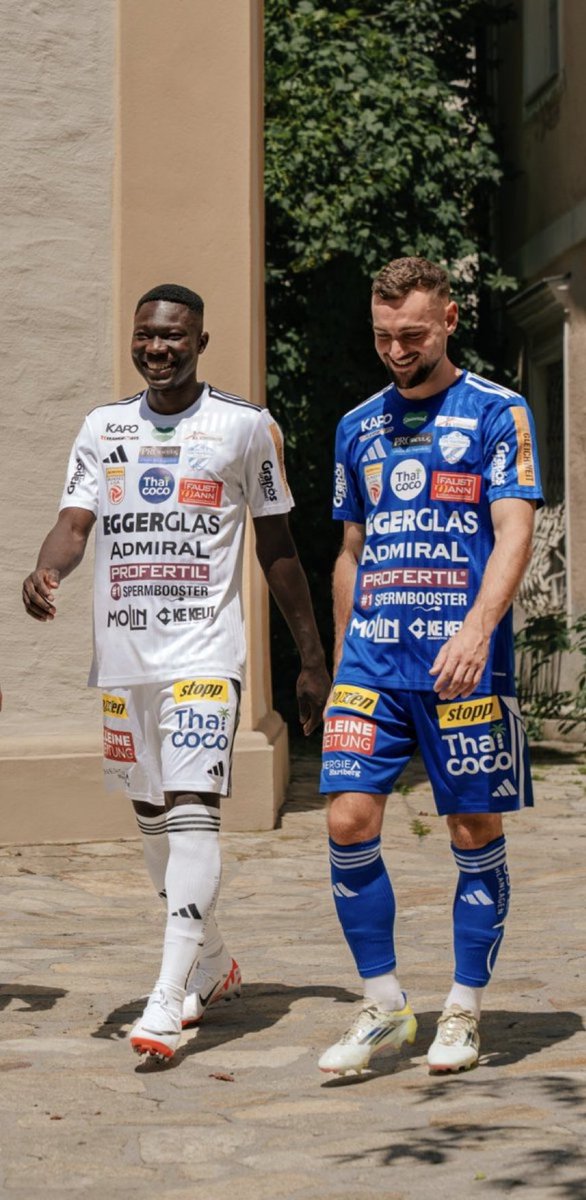 Hey, <a href="/Tuzos/">Club de Futbol Pachuca</a> <a href="/ClubNecaxa/">Club Necaxa</a> <a href="/clubleonfc/">Club León</a>, no están aprovechando bien el espacio. 🫢