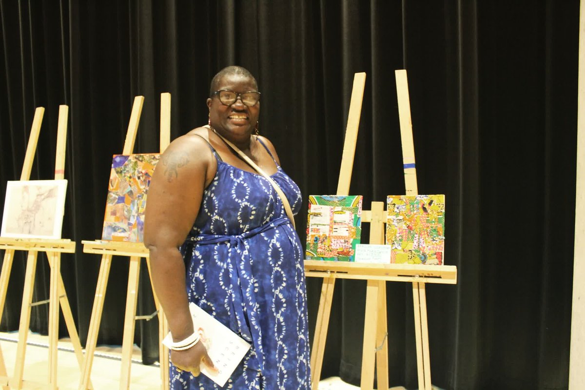 This past week, we welcomed Workman Arts members, instructors, staff and board to our annual Education Programs Showcase 🖼️🎭📖

📷: Communications Manager, Tai Nguyen

#WorkmanArts #WorkmanArtsMembers #EducationShowcase