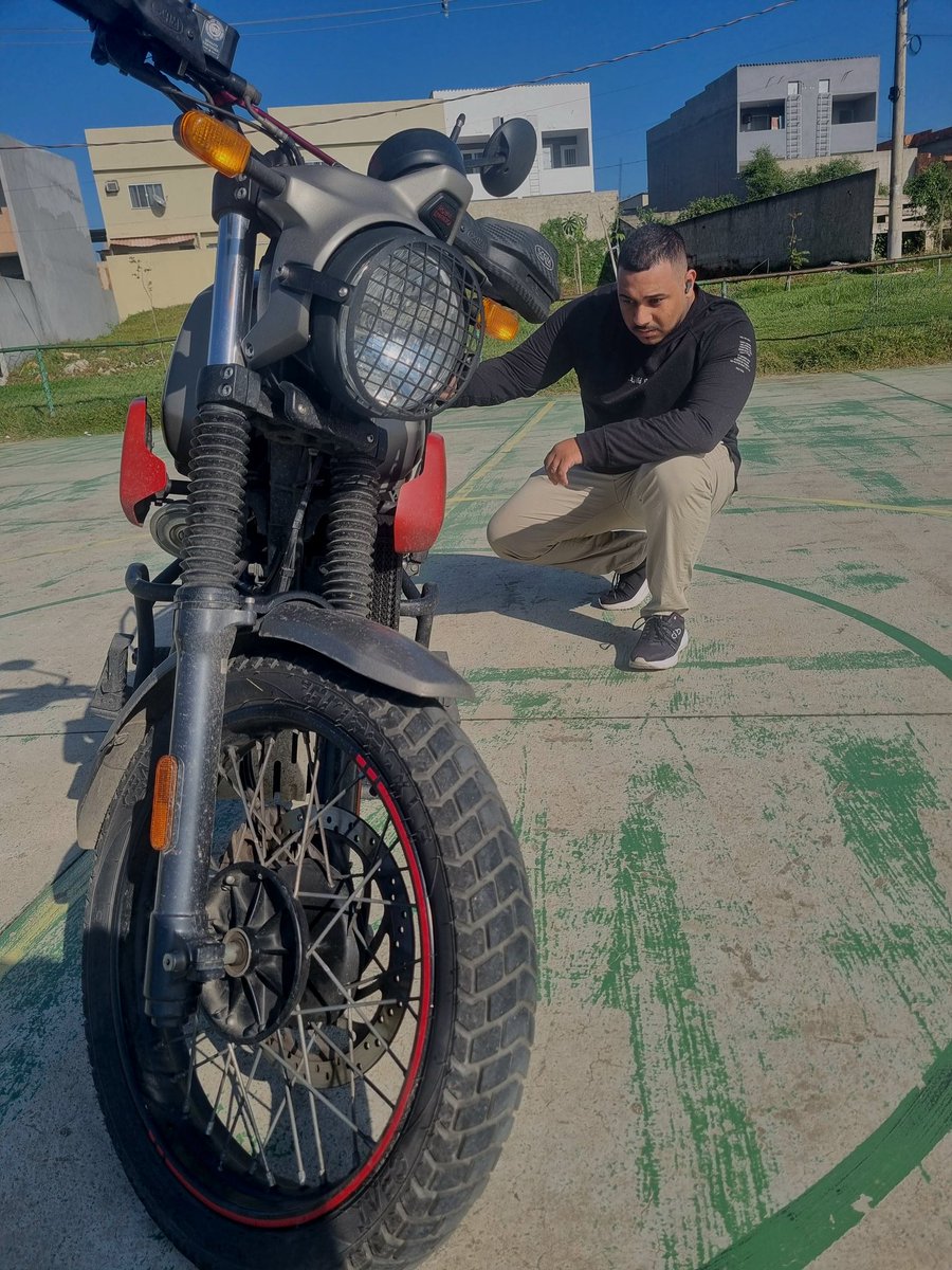 off_jonas's tweet image. Plante sua própria árvore para não ficar na sombra de ninguém.