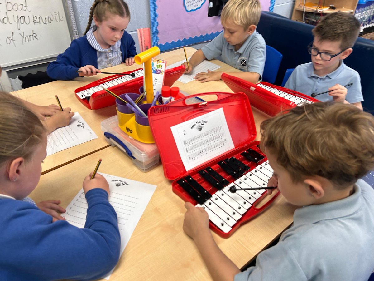 standrewscep's tweet image. In Music this week, the children in Class 2 have been putting their music reading skills to the test. They played a game of ‘Name That Tune’ with familiar nursery rhymes and songs.
🌟