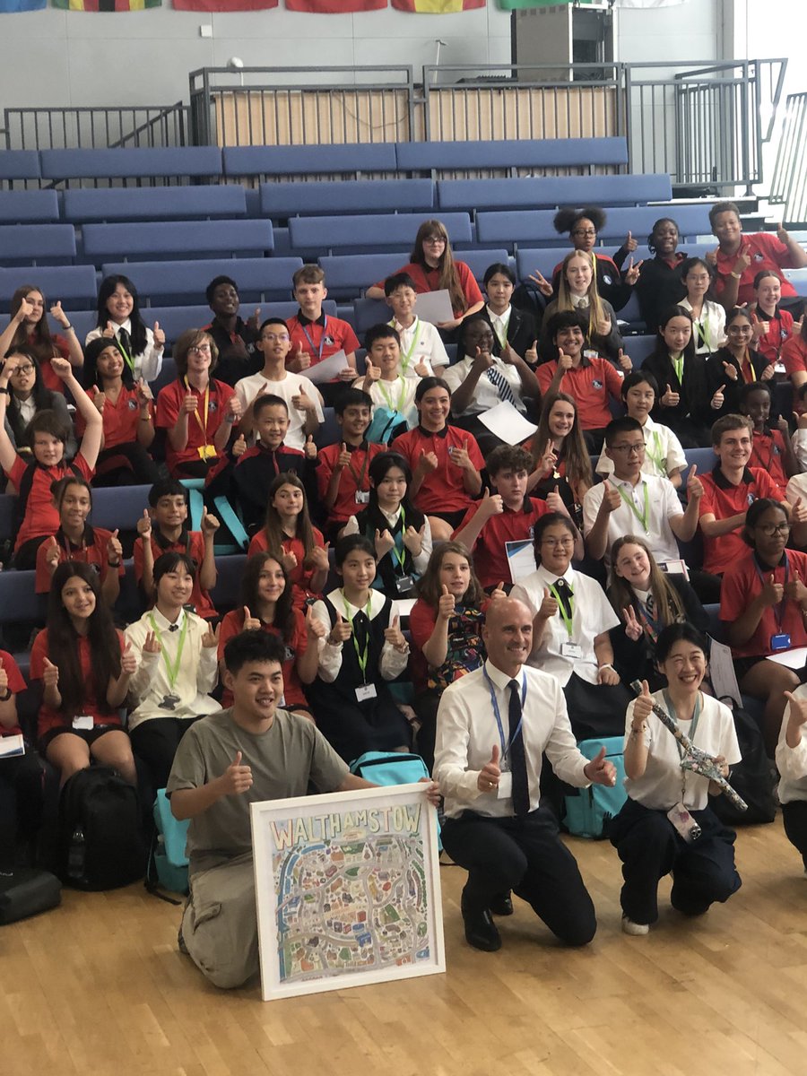 Kelmscott School (@kelmscottschool) on Twitter photo We wish our Chinese guests safe onward travels. We have 🥰 hosting you. 🙏to fabulous friend of <a href="/KelmscottSchool/">Kelmscott School</a>, renowned local artist <a href="/AngryDan1/">Angry Dan</a> for his perfect gift - map of E17. 🇬🇧🥰🇨🇳 <a href="/GSchoolAlliance/">Global School Alliance</a> #OnceKelmscottalwaysKelmscott We wish our Chinese guests safe onward travels. We have 🥰 hosting you. 🙏to fabulous friend of <a href="/KelmscottSchool/">Kelmscott School</a>, renowned local artist <a href="/AngryDan1/">Angry Dan</a> for his perfect gift - map of E17. 🇬🇧🥰🇨🇳 <a href="/GSchoolAlliance/">Global School Alliance</a> #OnceKelmscottalwaysKelmscott