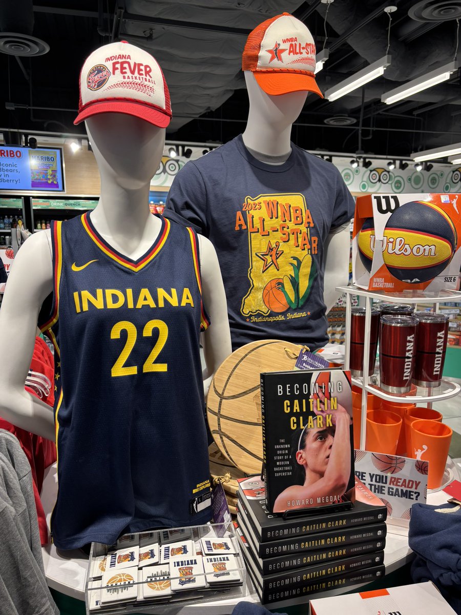 howardmegdal's tweet image. Delighted to report that you can buy copies of Becoming Caitlin Clark as soon as you arrive at the airport in Indy for #wnbaallstar2025. And all of these copies are now SIGNED copies. Enjoy! @TriumphBooks does it again!