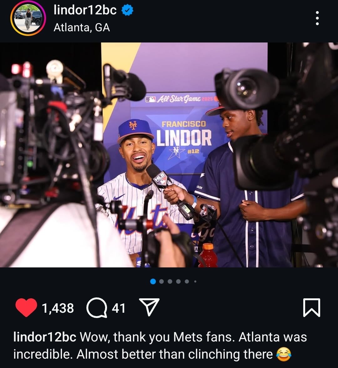 AntonioSlader's tweet image. That&apos;s my Captain.