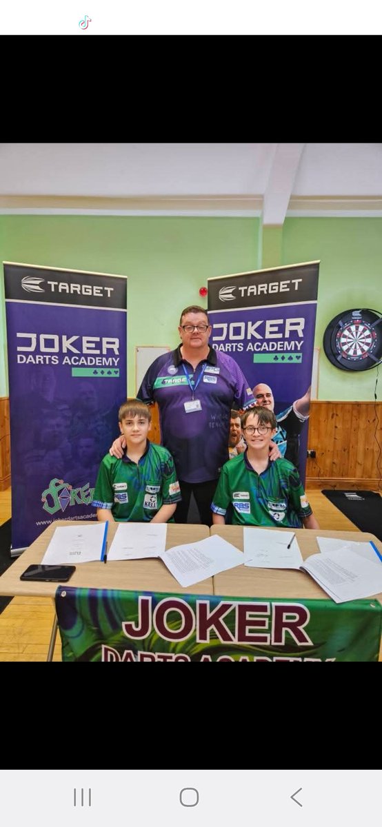 John Seboy O Shea (@dartjokergal) on Twitter photo Delighted to see these 2 boys from our ever growing academy get this amazing opportunity from <a href="/TargetDarts/">Target Darts</a> Lorraine Winstanley bright future and like I say each night "when talent fails hard work takes over"
And these 2 definitely put in the hard work on and of the board. Delighted to see these 2 boys from our ever growing academy get this amazing opportunity from <a href="/TargetDarts/">Target Darts</a> Lorraine Winstanley bright future and like I say each night "when talent fails hard work takes over"
And these 2 definitely put in the hard work on and of the board.