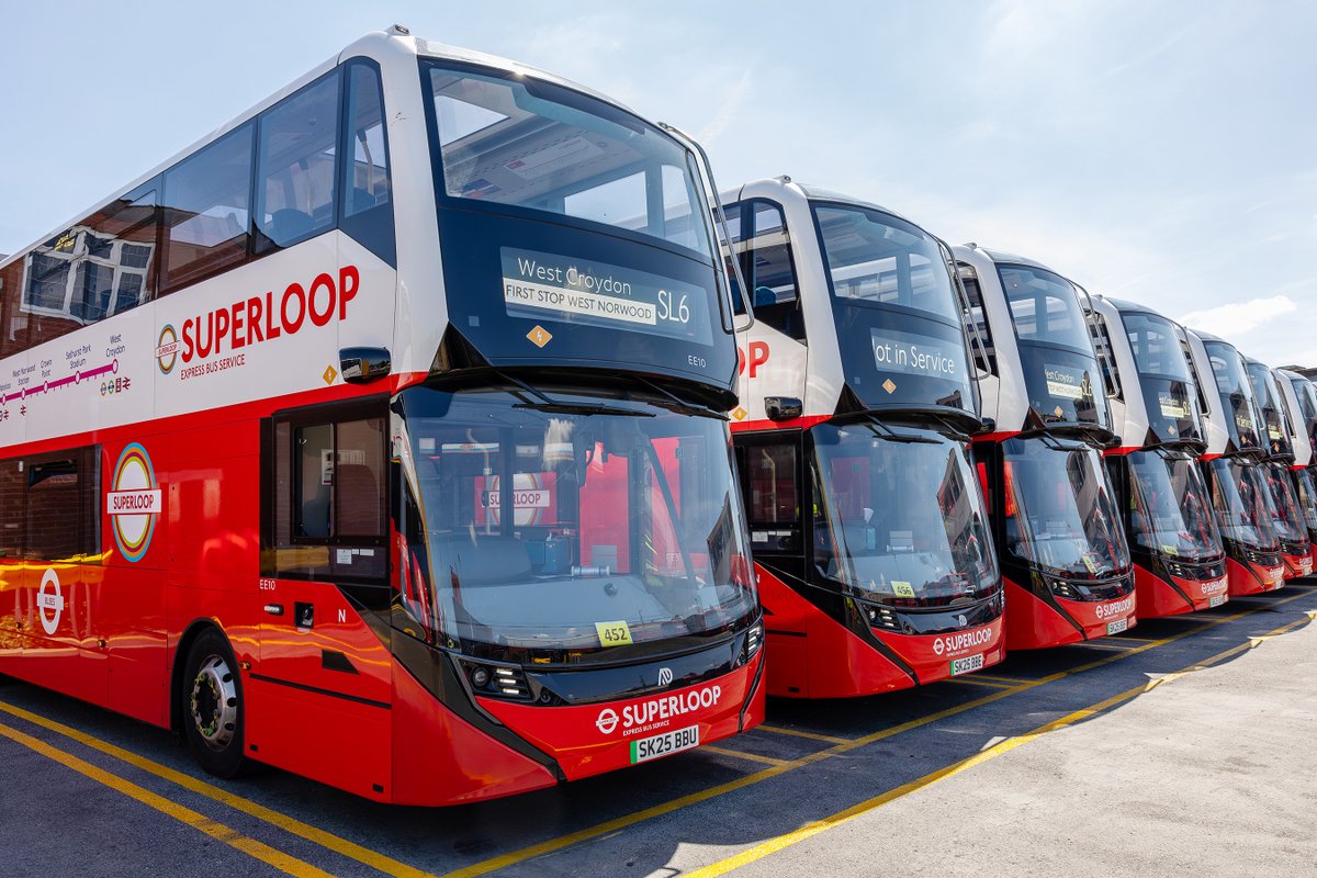 CLondoner92's tweet photo. Arriva has completed a £17m electrification of its Norwood depot, launching 30 zero-emission buses on key #Transport for #London (TfL) routes, including the new #Superloop. It supports London’s 2030 net-zero goal and wider clean transport investment.
https://t.co/Rjhezfbvr2 https://t.co/gSpqTdPO6y