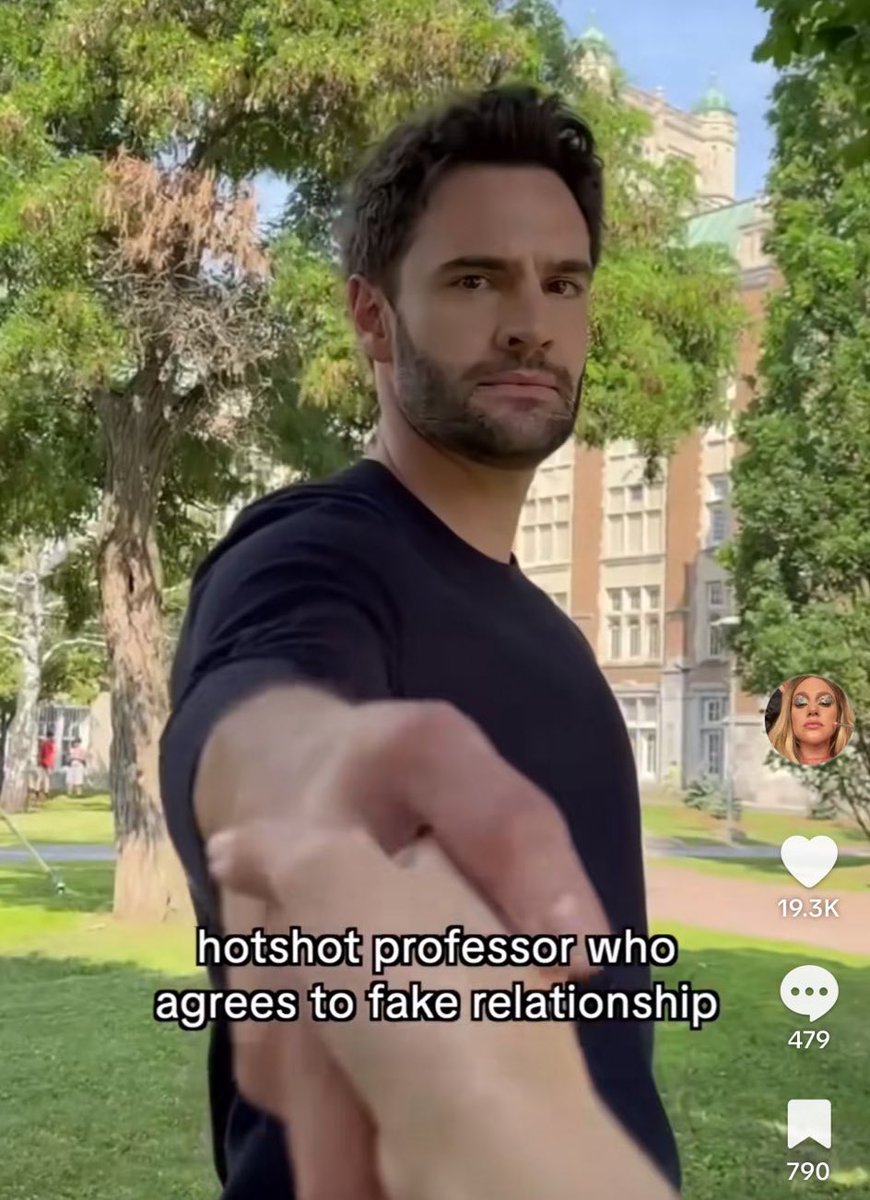 ⚠️ATENCIÓN⚠️

Primer vistazo a  Lili y Tom como Olive y Adam en el rodaje de #TheLoveHypothesis.
