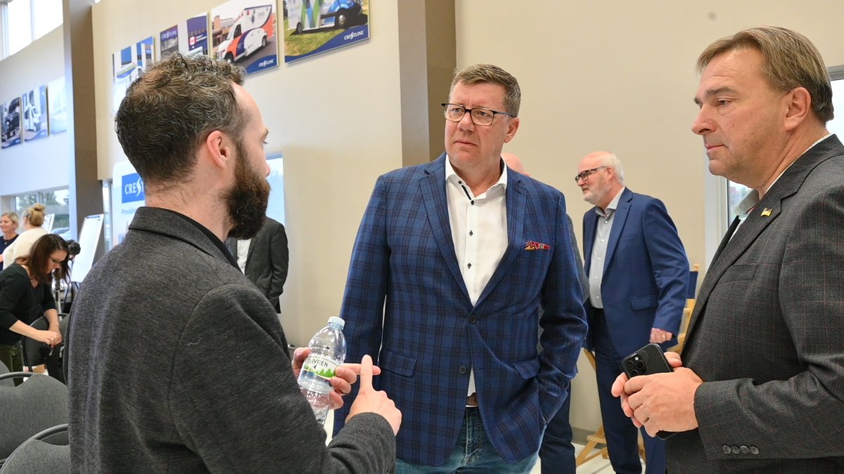 PremierScottMoe's tweet image. Today, we were at Crestline in Saskatoon, highlighting the strength of Saskatchewan’s economy and the importance of expanding trade and removing interprovincial trade barriers across Canada.
For many years now, the western provinces have had an agreement that eliminated most…