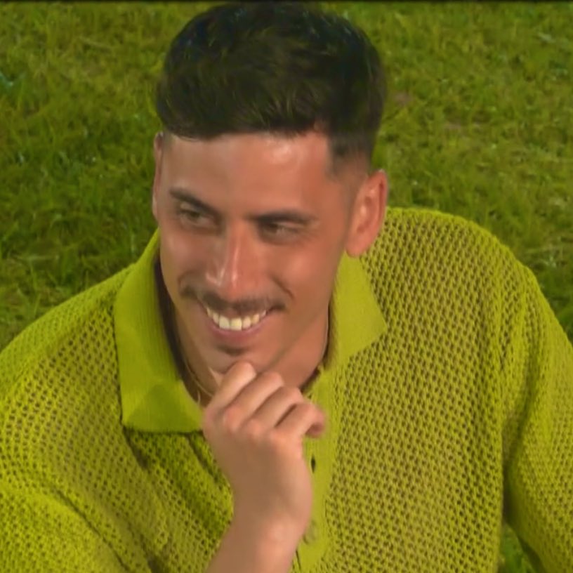 Ma quando gliela canta Occidentali's Karma?   #TemptationIsland #francescogabbani