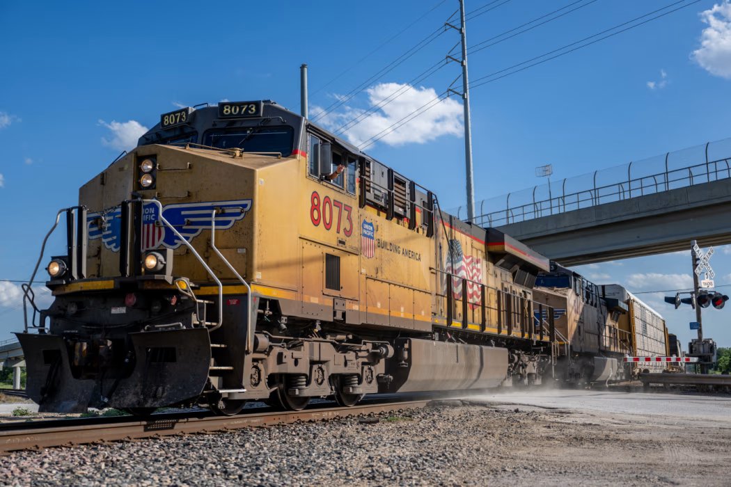 🚨 BREAKING: Union Pacific in trattative per acquisire Norfolk Southern, secondo il Wall Street Journal