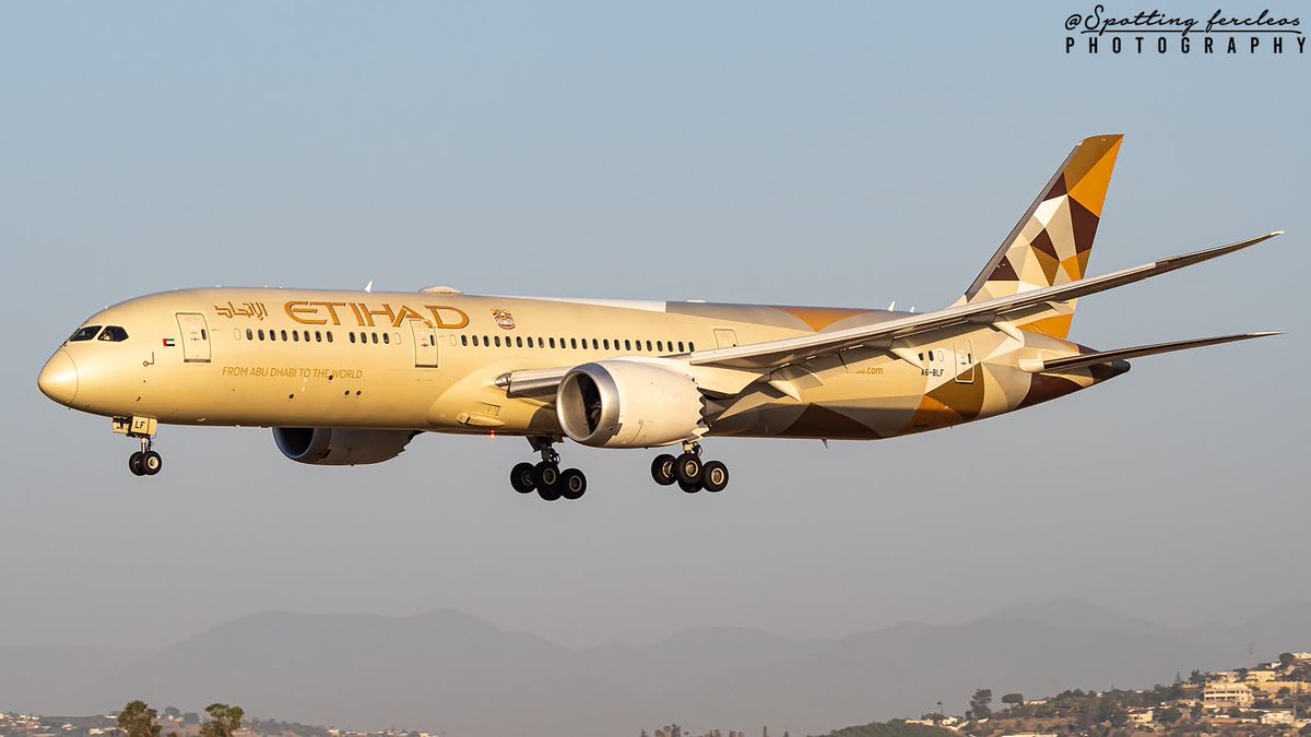 FercleosSpotter's tweet image. To avoid seeing A320s and B737s all the time, we'll always have AGP..