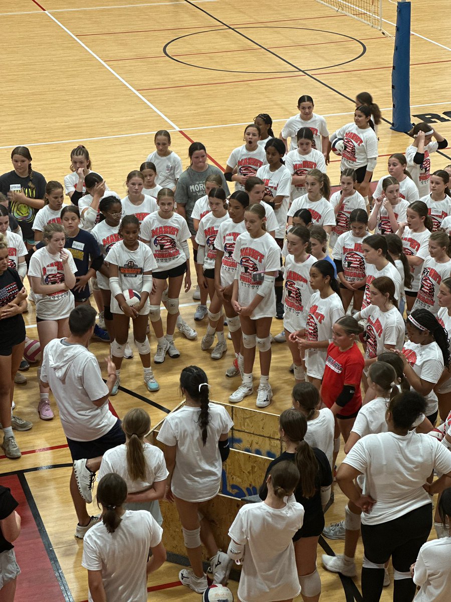 RedHawkVB's tweet image. Breaking it down with the Double Champs #SameYear #ProgramSweep 💍💍