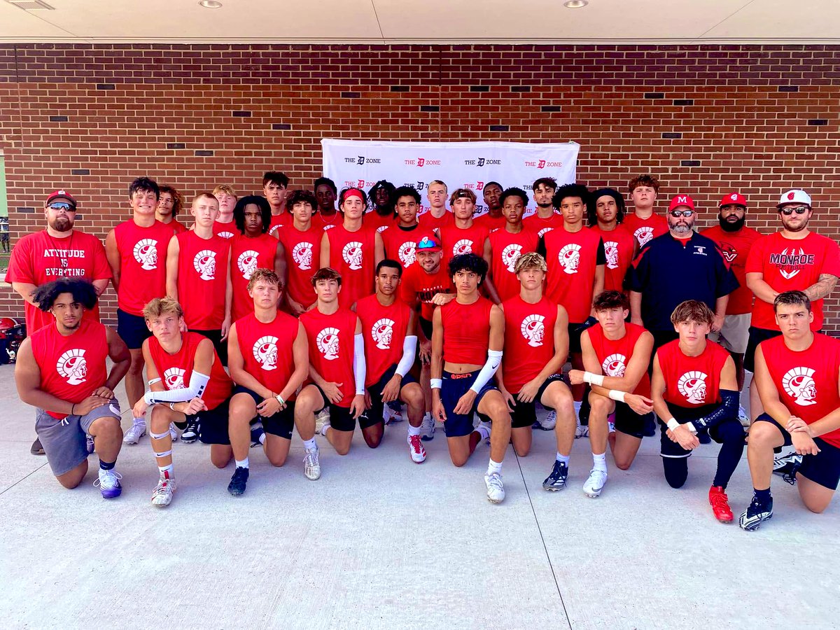 Monroe Trojan Football (@monroetrojansfb) on Twitter photo Our Trojans have been working this offseason 💪💪 ⚔️🛡️
Thanks to <a href="/TheD_Zone/">The D Zone</a> for having us out and putting on a great event‼️
#GoTtojans #TrojanPride Our Trojans have been working this offseason 💪💪 ⚔️🛡️
Thanks to <a href="/TheD_Zone/">The D Zone</a> for having us out and putting on a great event‼️
#GoTtojans #TrojanPride