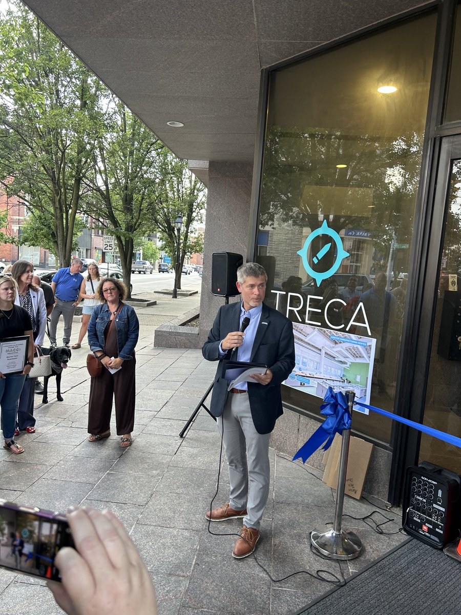 We are excited to cut the ribbon Marion Tech Downtown as we take ownership of this thanks to a federal grant. ⁦<a href="/MTC_Pres/">MTCPresident</a>⁩
