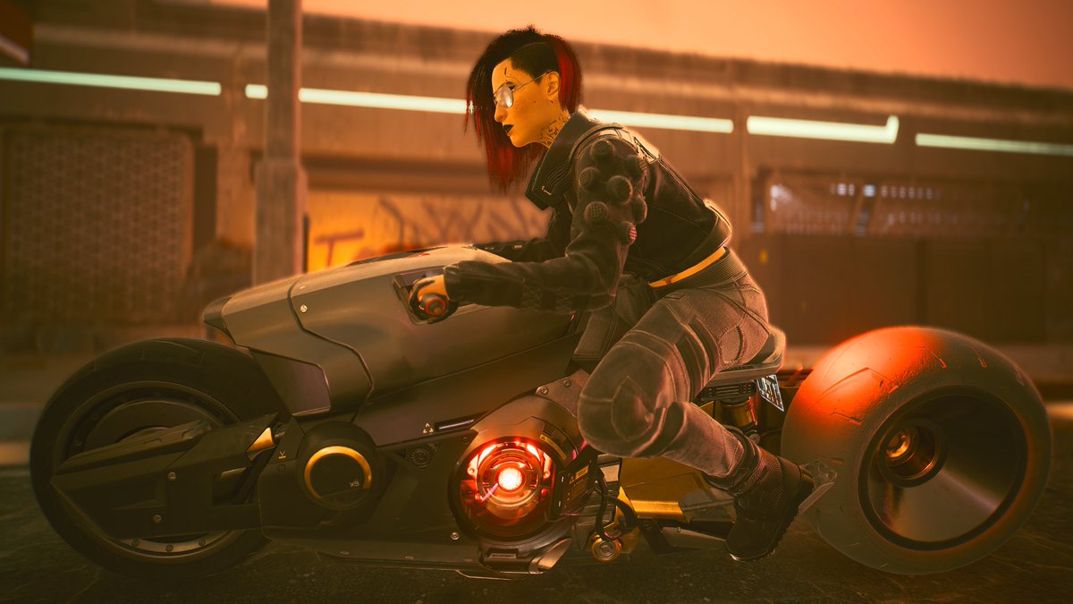 SheidaAiden's tweet photo. Tam da yeni romanımda Sakari bana simsiyah bir yarış motosikleti almıştı ki!
#cyberpunkgame #afterupdate #cyberpunkphotomode https://t.co/q8FxjTg657