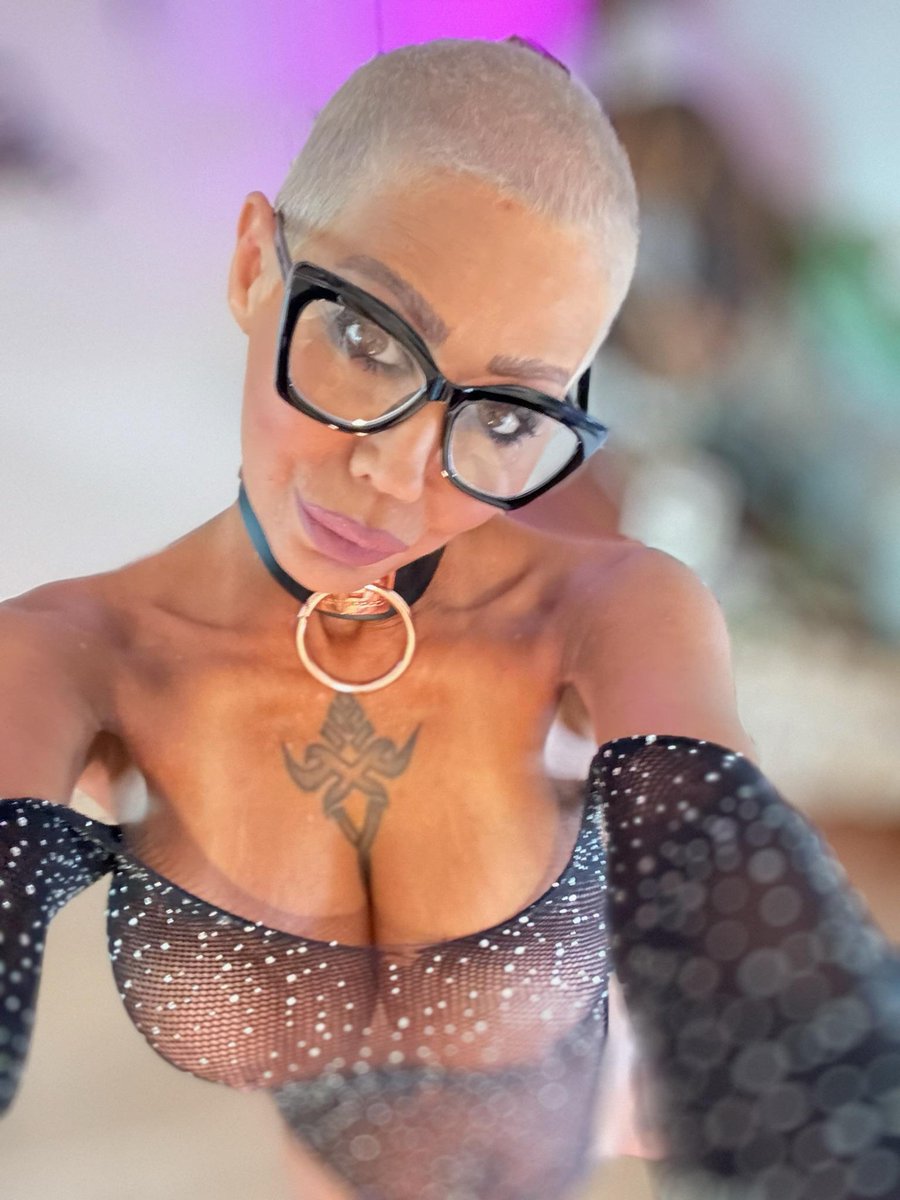 adoreyoucams's tweet photo. @GIvannamena69 https://t.co/vYdKSqQ4G1 https://t.co/DJEJtAjDCx