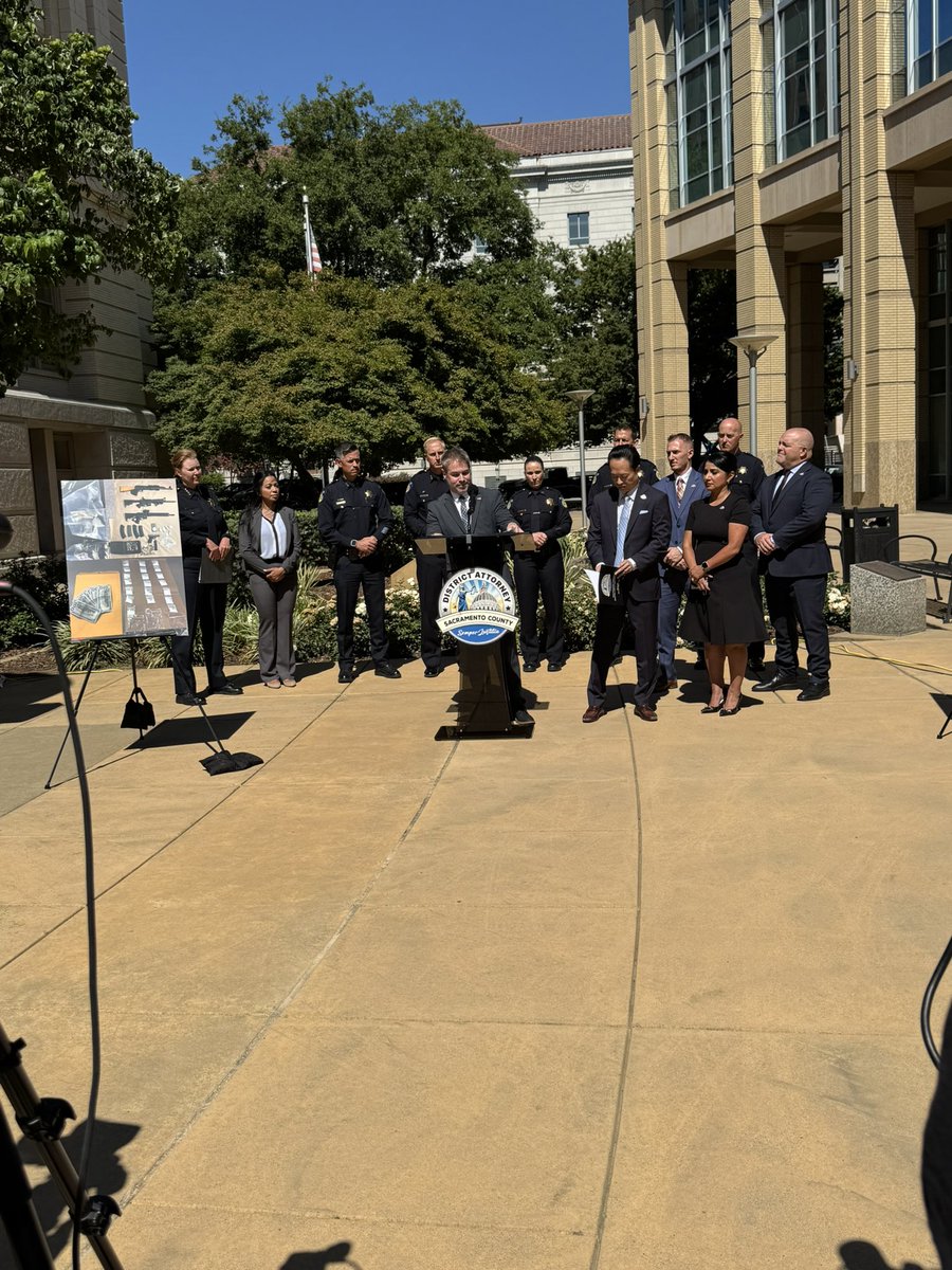 ATFSanFrancisco's tweet image. @ATFSanFrancisco Acting Special Agent in Charge Robert Topper attends a press conference in Sacramento for Operation Central Narcotics Enforcement Team. The collaborative investigation focused on combating growing narcotics & firearms activity in the area. @SacPolice @SacCountyDA