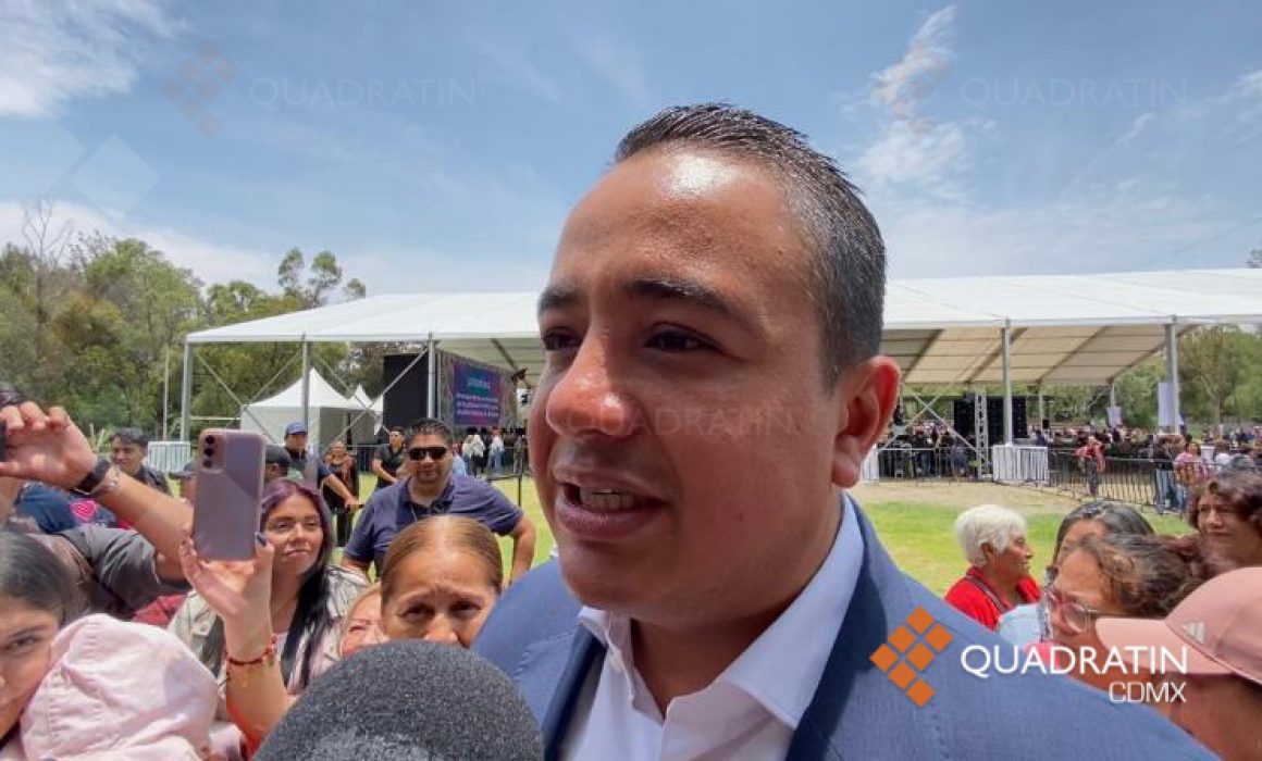 Adrian_Nunez8's tweet image. 🔴 Clara Brugada GASTA 300 millones de pesos en la Utopía de Gustavo A. Madero 💸
"Antes de irse nos dio 100 millones más", declaró el alcalde 👇🏻
La prioridad de este gobierno ❌ No es el Metro ❌ el transporte o ❌ la seguridad, son las Utopías 🙄