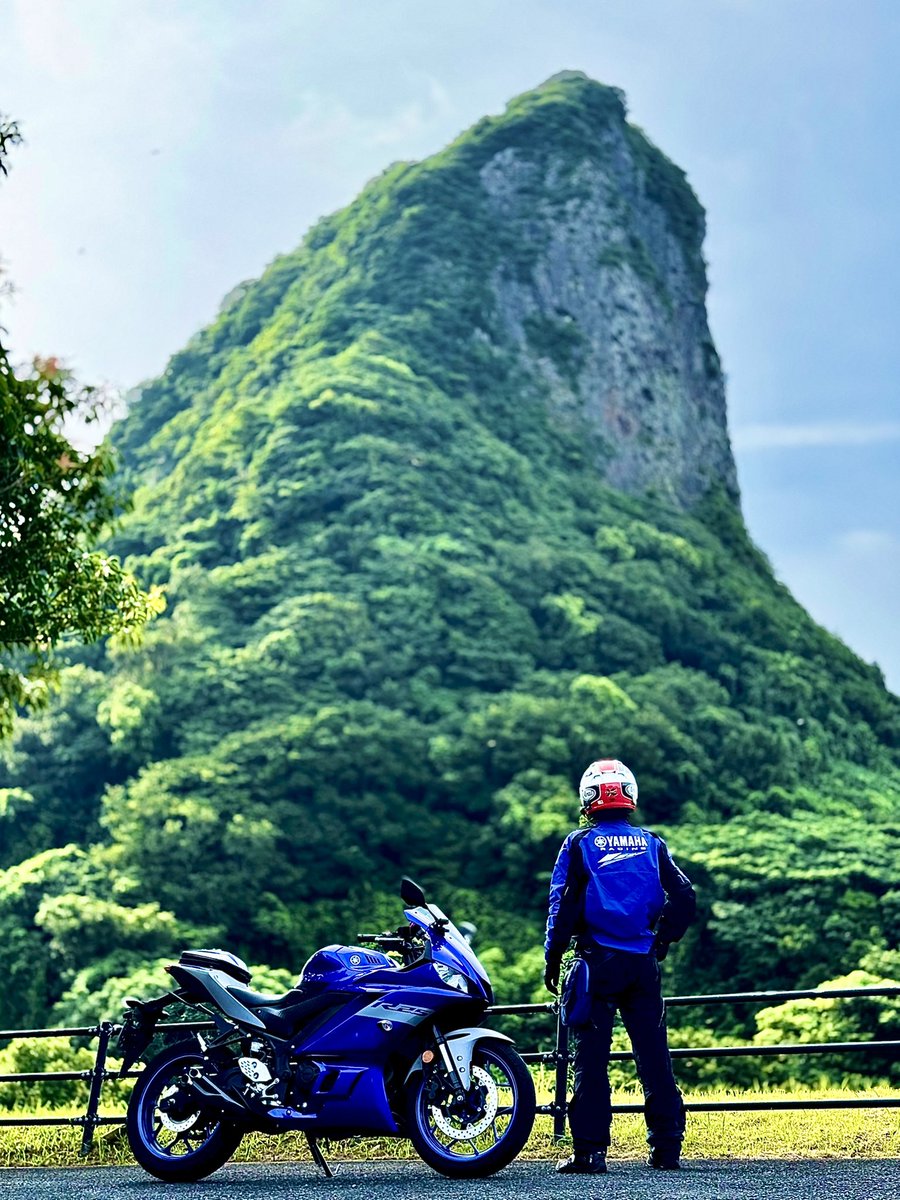 FuurinkazanKei's tweet image. 鹿å
å³¶ãã
æšæ¥postãã æå®¿åž
竹山
æšé« çŽ200m
ãã¹ããŒããŒå±±ã
ãã®åŸ®ç¬ãŸããæç§°ãšã¯ è£è
¹ã«
è¿ã¥ããšâŠèã
ãã山容ãšå
±ã«
ã©ããæãã éºããé°å²æ°
ãã®å±±ã«ã¯
倩çäŒèª¬ã 幜é åŠæª çã®äŒæ¿ãæ®ã
ä¿®éšéã®éå Žã§ãã£ããšã
æçšâŠå±±ãéžãåºã ãã®ãªãŒã©ã«çŽåŸ
倩çã®æ£²ãå±±âŠ