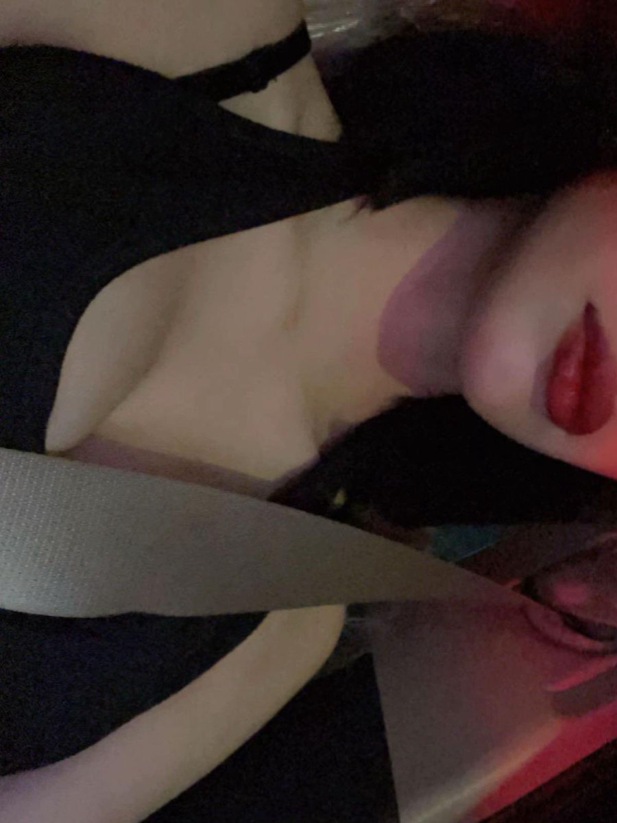 صباح الورد 
طولت الغيبه من مشتاق لي