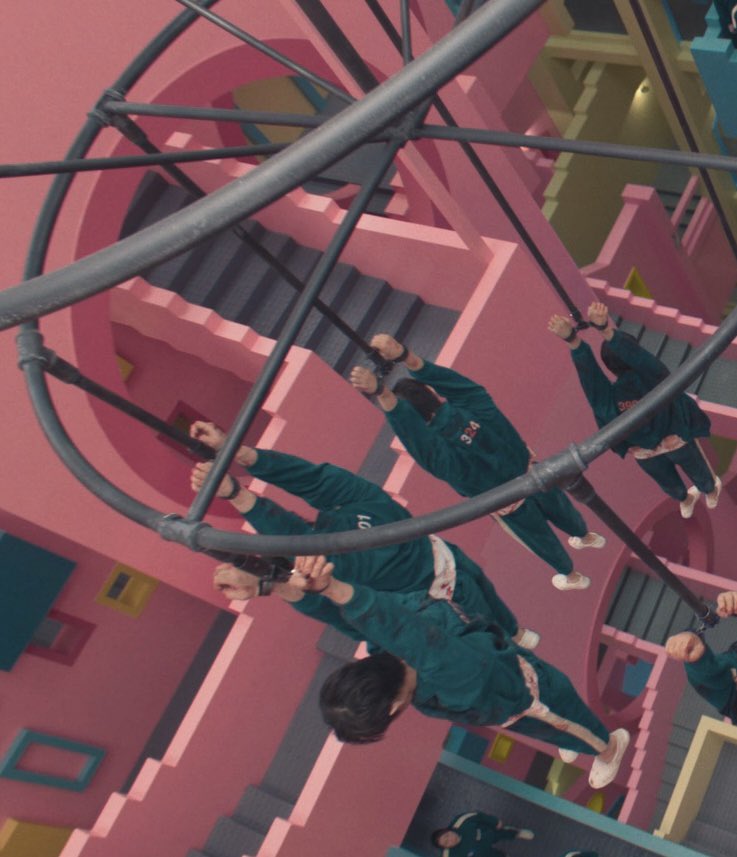 madnesspalace's tweet photo. oh my god oh my god OH MY GOD there was 001 on the human chandelier how did we not notice that https://t.co/XkCec11I67
