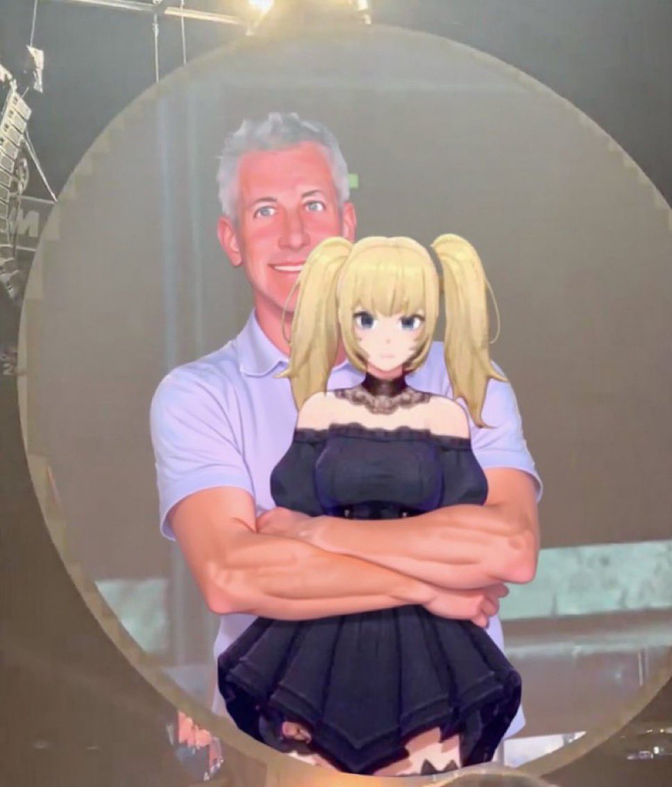 SRCoachSauers's tweet image. Breaking: Astronomer CEO, Andy Byron is the first exec to replace a VP level role with AI