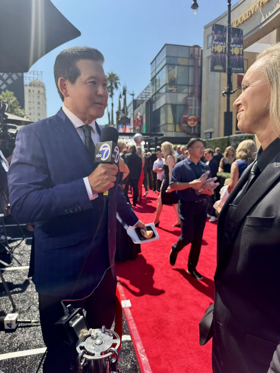 LACOFD's tweet image. Honored at the ESPYs with the Pat Tillman Service Award, former soccer athlete #LACoFD FF Erin Regan was celebrated for her inspiring transition from sports to service. Erin was recognized alongside #LAFD FF Dave Walters for their heroic work on the Palisades Fire.