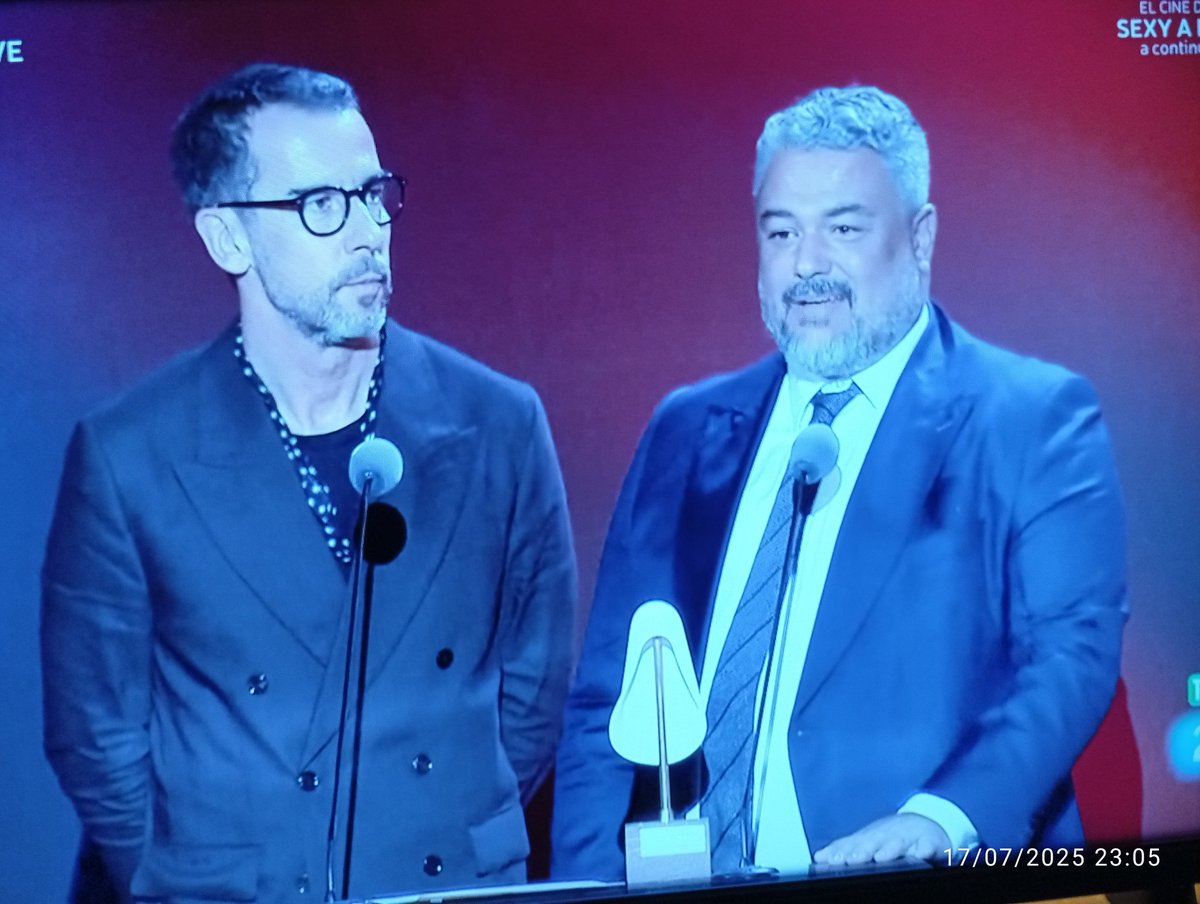 PT_pepe's tweet image. Mejor Presentación: Desfile... #PedroDelHierro !!! #PremiosModaRTVE ❣️❣️❣️