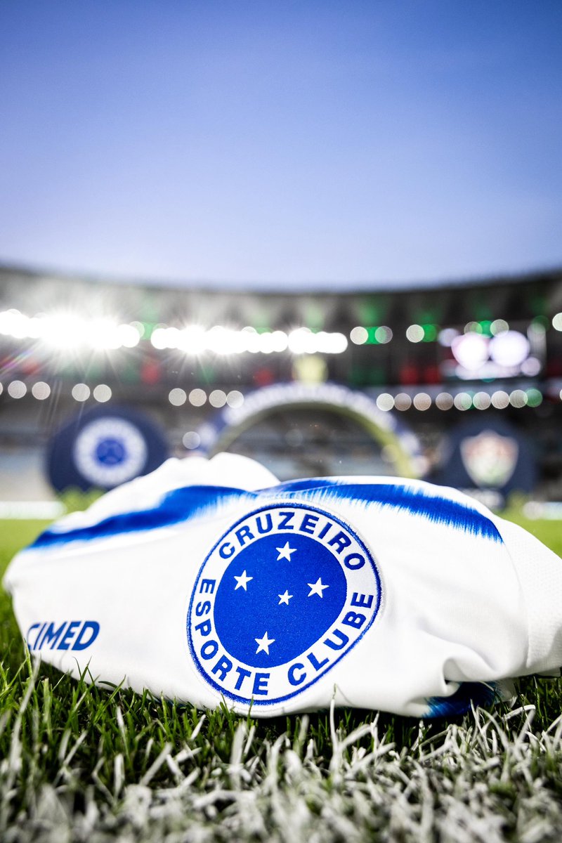A imagem do Cruzeiro resplandece! 🦊💙

📸 Rodrigo Ferreira / Cruzeiro

#FLUxCRU #GrandeCampeão