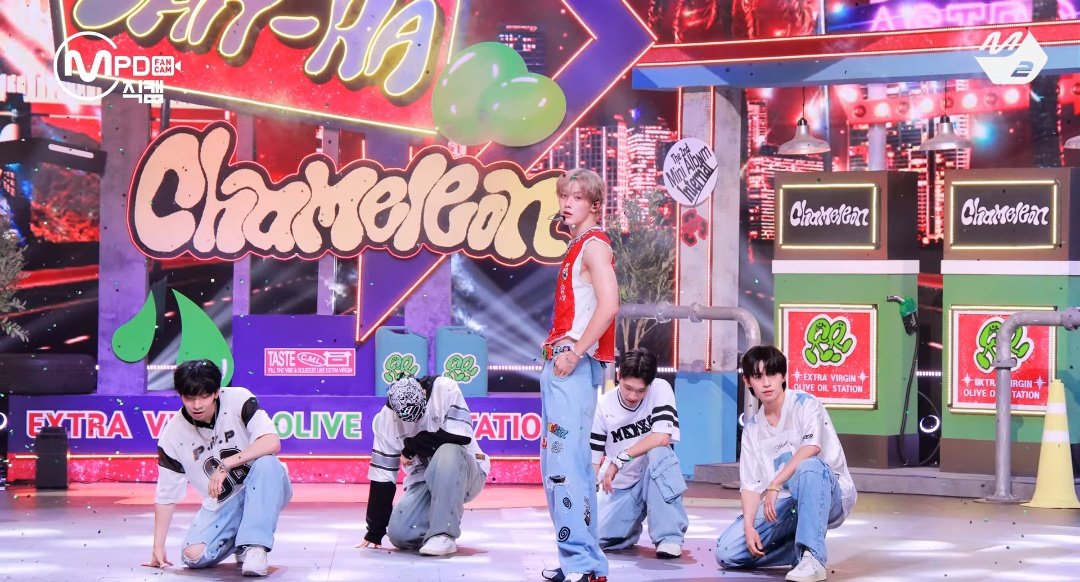 support_sanha's tweet photo. 🎤[YOON SANHA ON M COUNTDOWN] 

#EXTRA_VIRGIN 

Stage: ▶️https://t.co/tJyR9I9nDv
Fancam:  ▶️https://t.co/24WckvNoee
Horizontal version fancam: ▶️https://t.co/1b3b1PrewS
Comeback interview: ▶️https://t.co/2SrccPrHax

EXTRA VIRGIN MV OUT NOW 
#YOONSANHA #Chameleon 
@offclASTRO https://t.co/CLUSaY7UhH