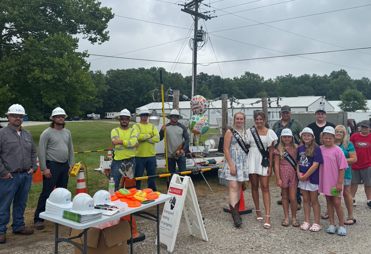DukeEnergyIN's tweet image. This week, lineworkers from our Brazil/Greencastle operations team demonstrated the ABCs of electrical safety through a live-line demonstration at the Clay County 4-H Fair. They showed what happens when something – such as a tree limb or balloon – touches a live power line.