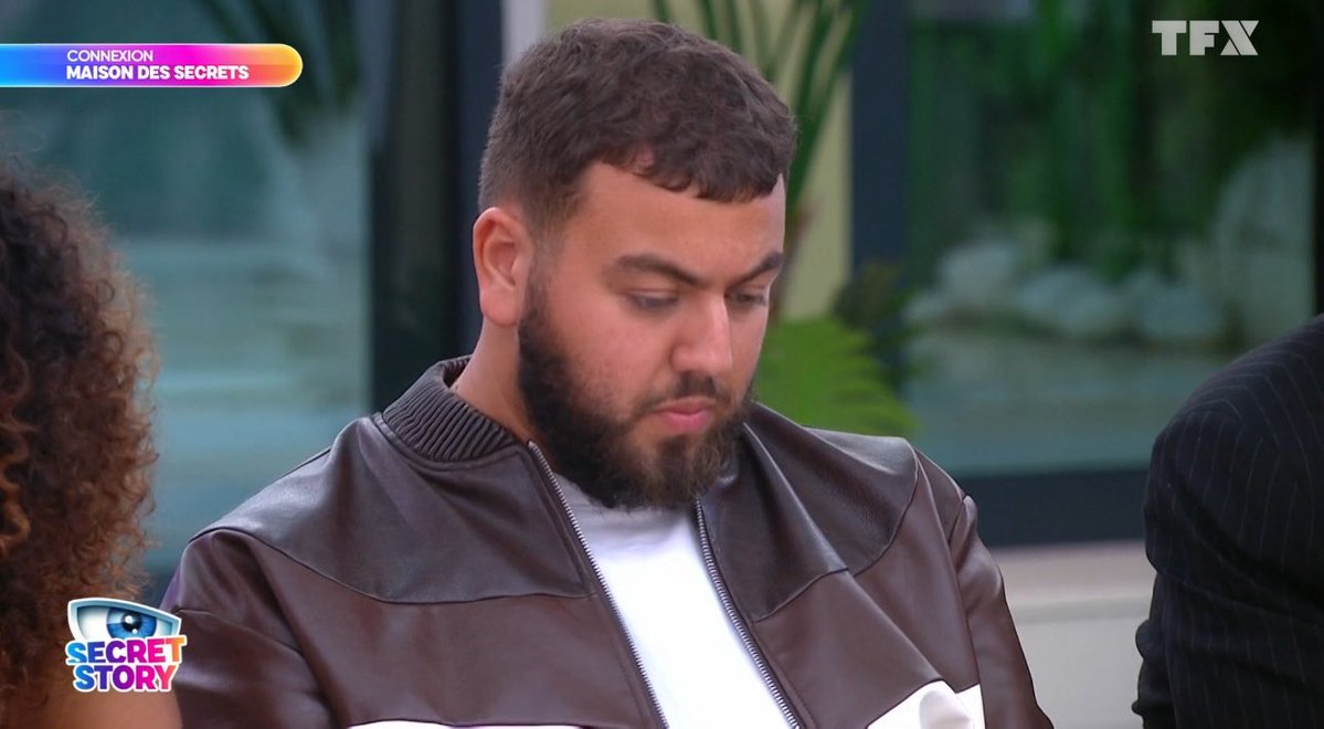 STORYPLUSTF1's tweet image. Aïmed gagne un pouvoir pour choisir qui ira en demi-finale. #secretstory