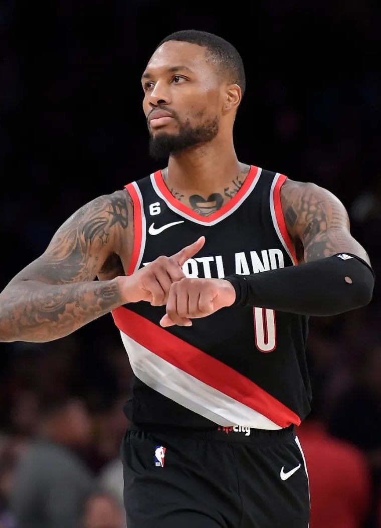 Hoop Central (@thehoopcentral) on Twitter photo BREAKING — Damian Lillard signs a 3-year/$42 million deal with the Blazers, per <a href="/ShamsCharania/">Shams Charania</a>
Going home. 🔥🔥🔥 BREAKING — Damian Lillard signs a 3-year/$42 million deal with the Blazers, per <a href="/ShamsCharania/">Shams Charania</a>
Going home. 🔥🔥🔥