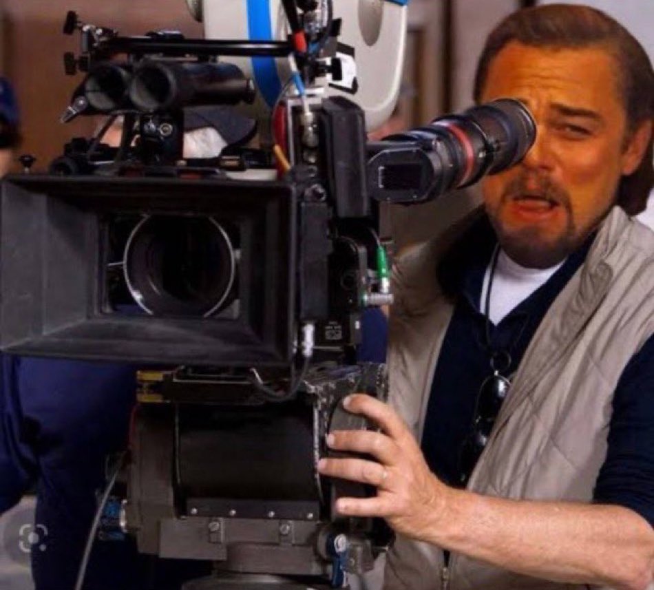 insaan_logic's tweet image. Meanwhile the cameraman😀😀