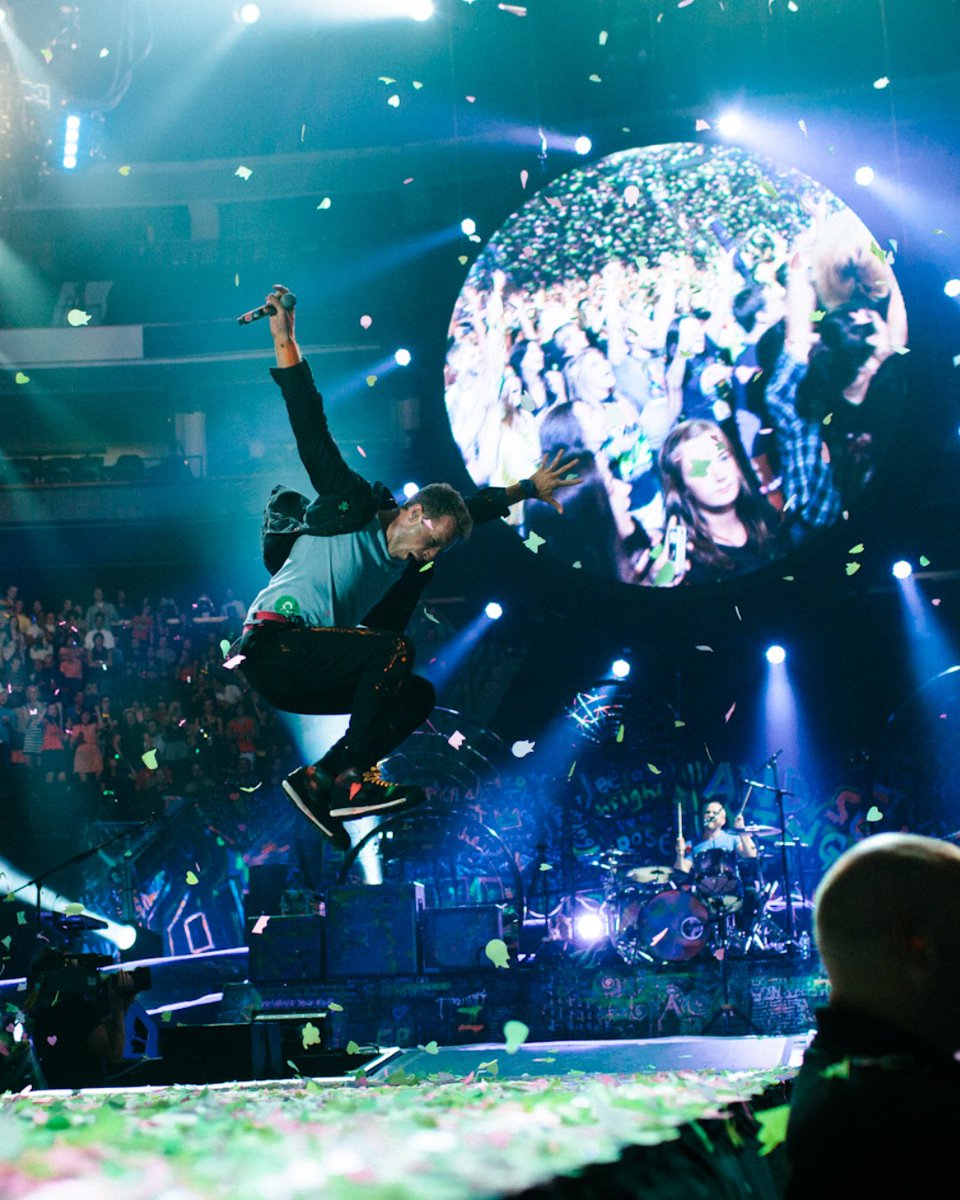 XcelEnergyCtr's tweet image. Sharing our favorite memory from a Coldplay show :)
📸: @joelemke